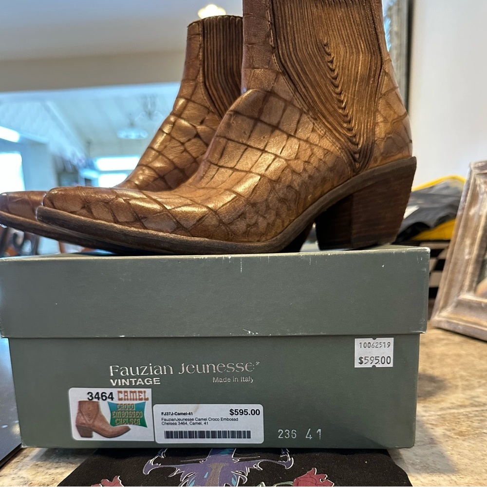 Vintage Brown Ankle Boots